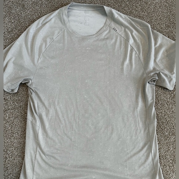 lululemon athletica Shirts Mens Lululemon Fresh Form Ss Tshirt
